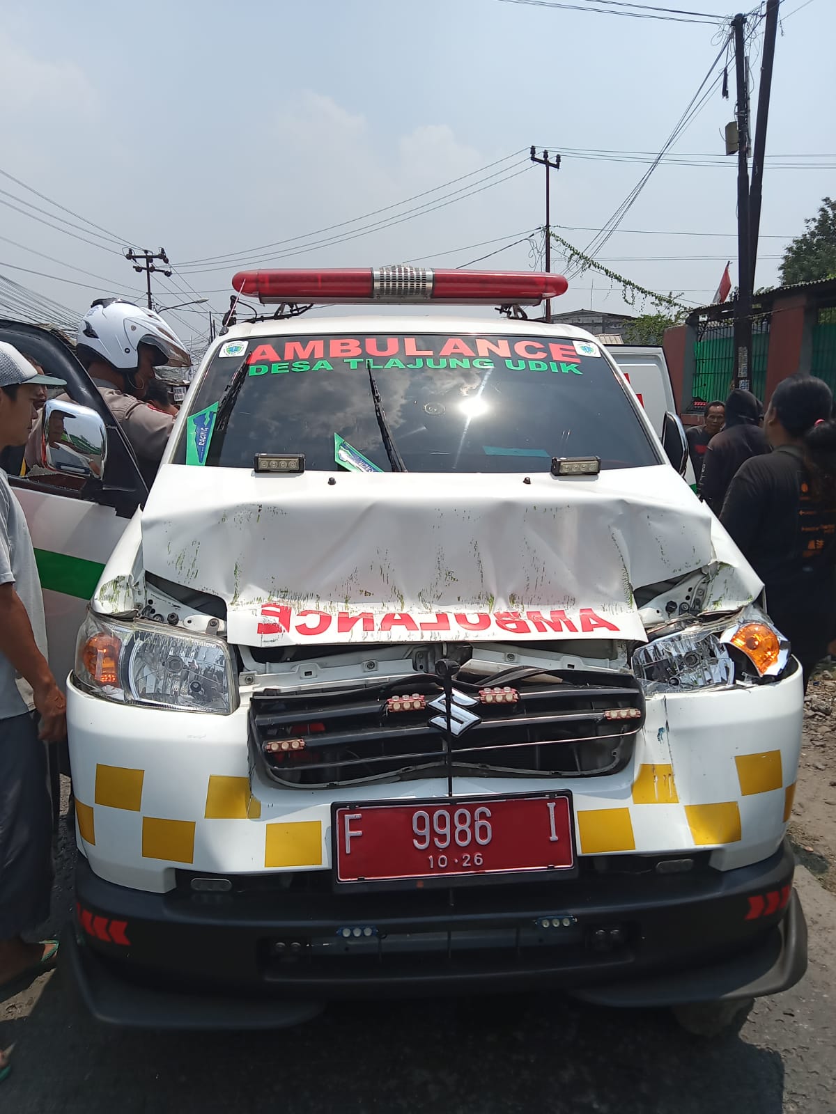 Kondisi ambulans di Gunungputri, Kabupaten Bogor yang dibawa kabur ODGJ =Rujukanmedia.com