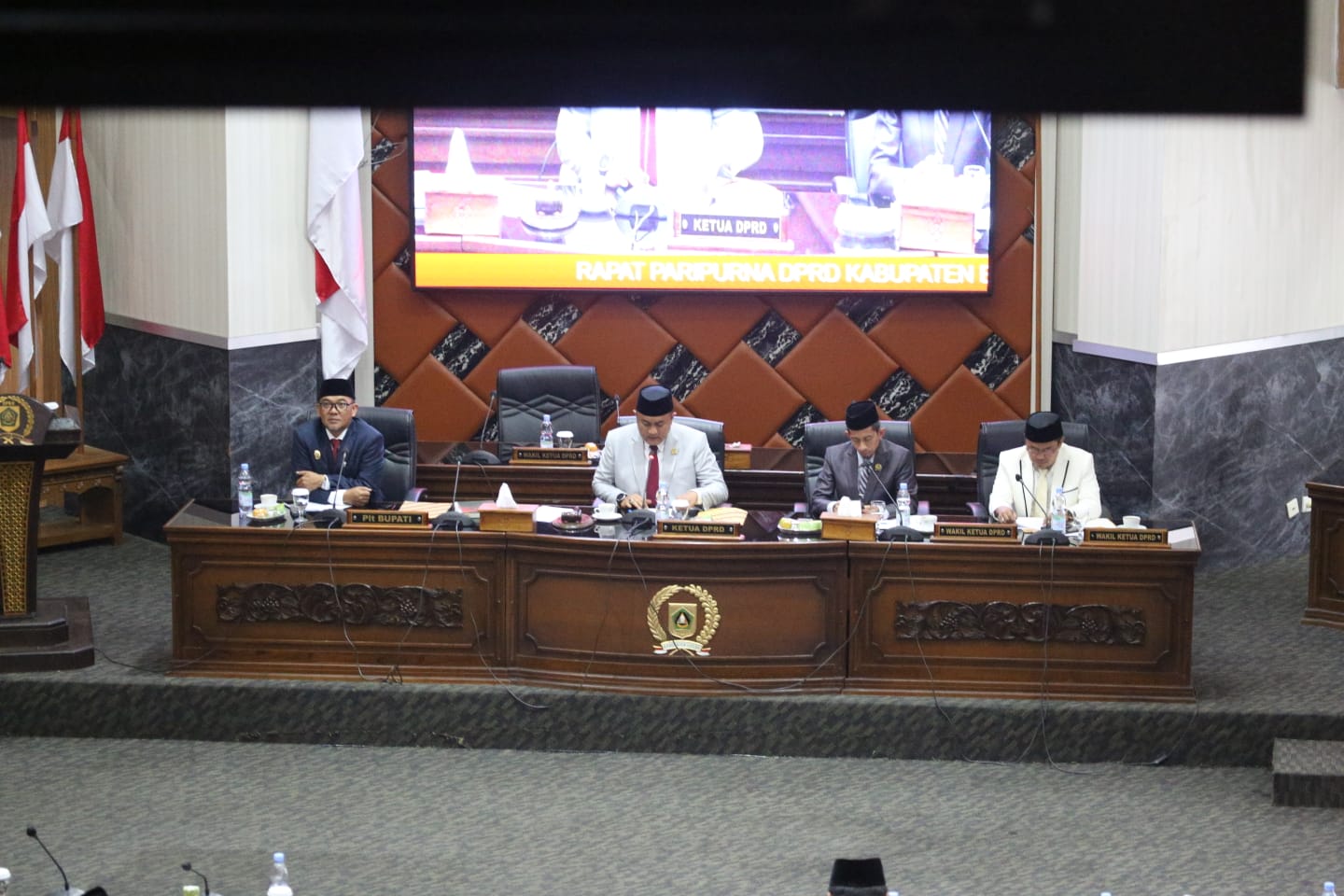 Rudy Susmanto, Ketua DPRD Kabupaten Bogor saat pimpin rapat paripurna