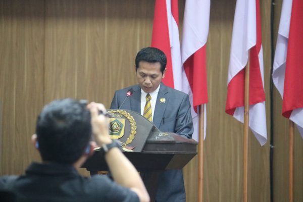 Ketua Bapemperda DPRD Kabupaten Bogor Aan Triana Almuharom