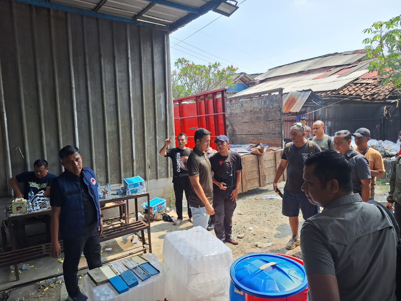 Penggerebekan gudang miras di Bogor (Dok.Polres)