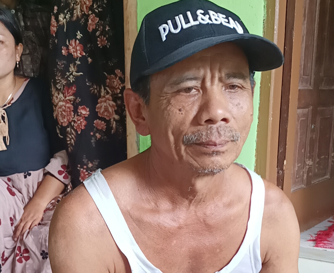 Acip Supendi orang tua korban tewas di area pertambangan Antam (Rujukanmedia)