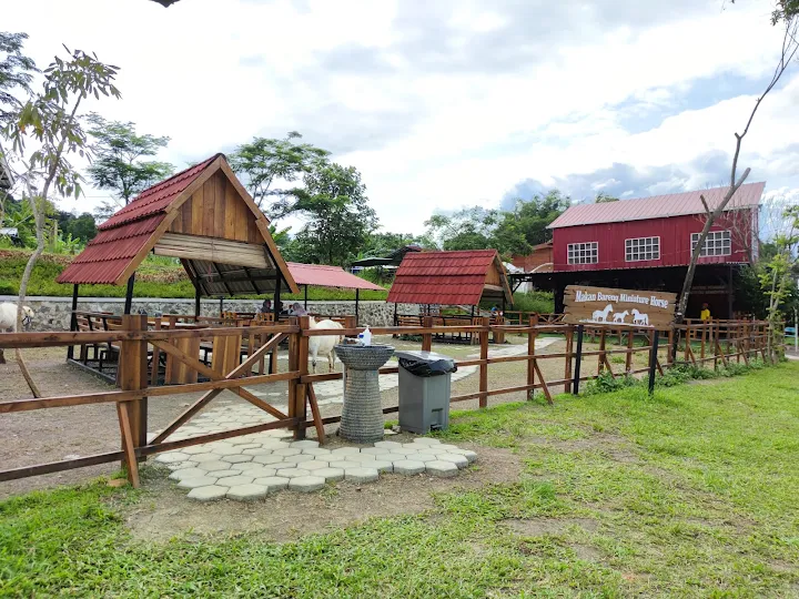 Wisata Bukit Domba Sentul Bogor, images sumber: Wahyu