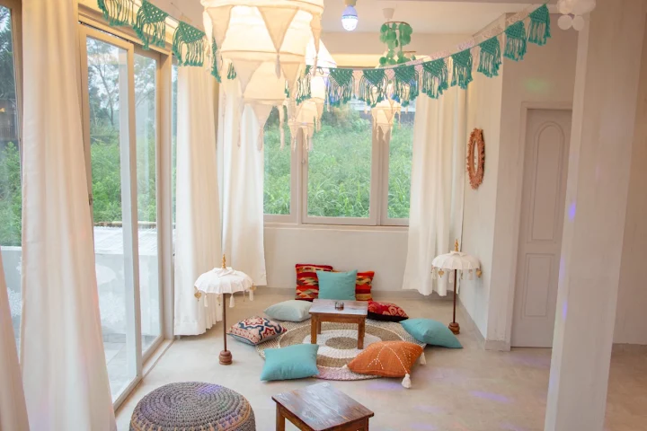 Villa Ellena Puncak Bogor, images sumber: Google Crome, Moch Ihsani