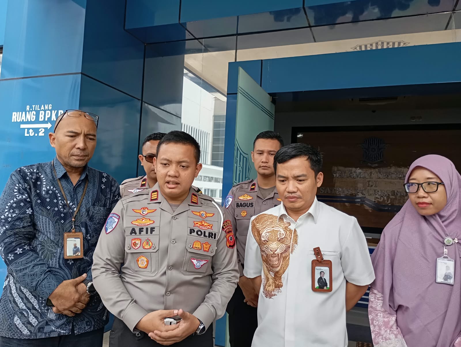 Jajaran Satlantas Polres Bogor bersama BPJS Kesehatan usai pembahasan upaya pengoptimalan jaminan bagi korban kecelakaan lalu lintas di Mako Polres Bogor (Istimewa)
