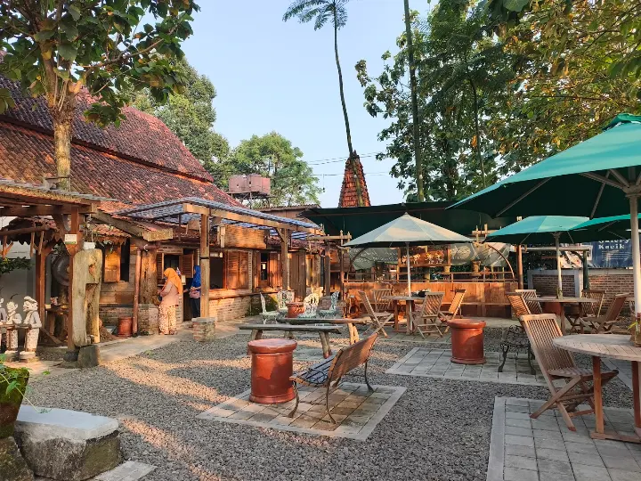 Galery Kecik Bogor, images sumber: Google Crome, LYON